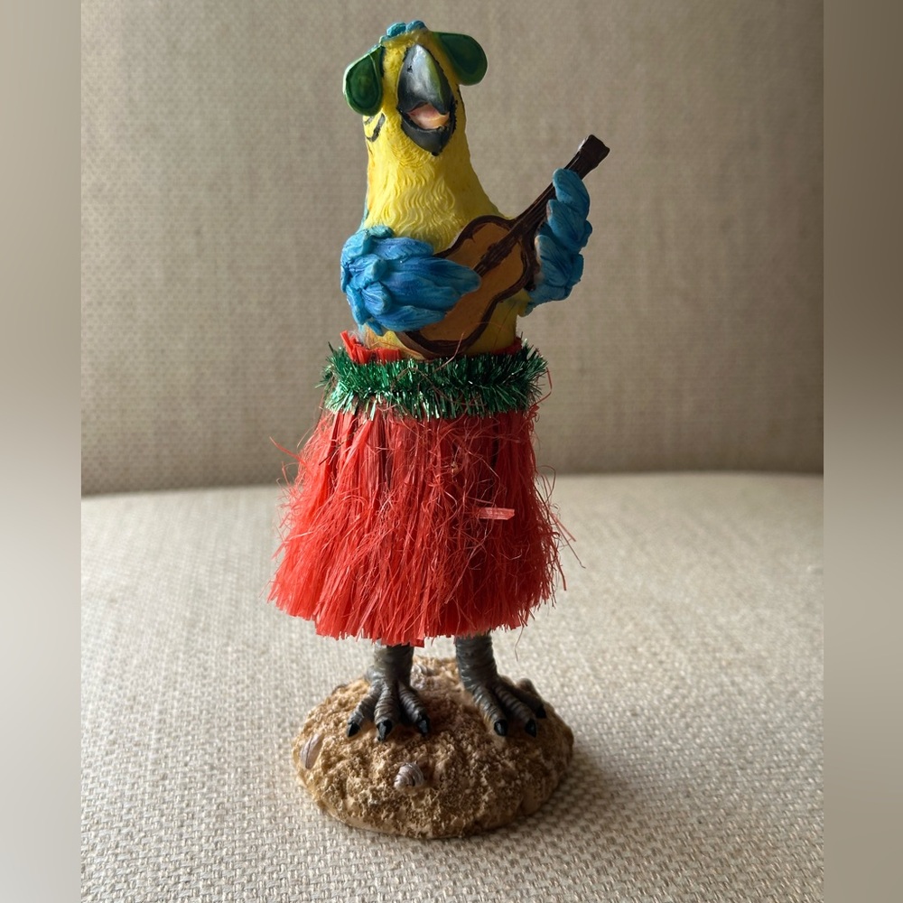 Parrothead Bobblehead - Picture 2 of 10